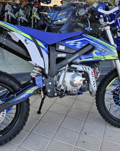 Pit bike 140 cc ,Rebel máster scorpion xxl